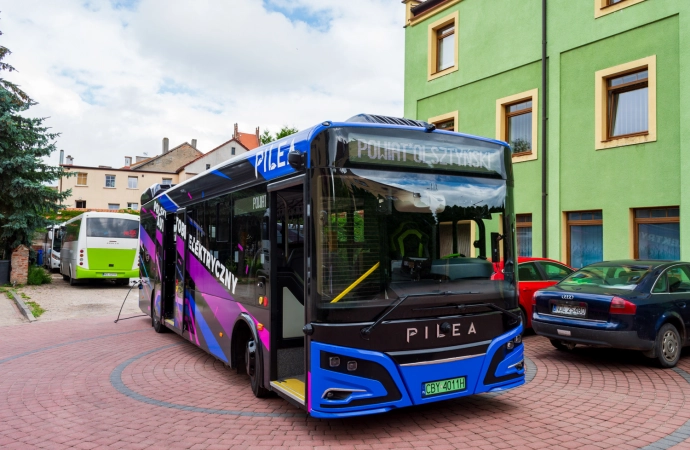 {Powiat olsztyński testuje elektryczny autobus.}